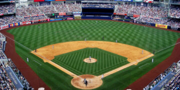 MLB Trade Deadline Frenzy Heats Up