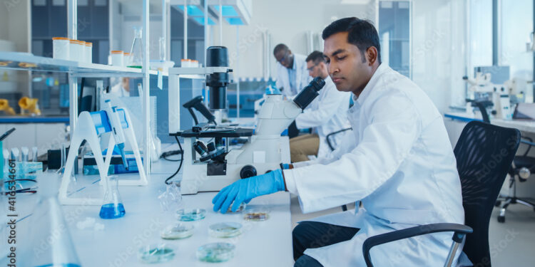 CRISPR Enzyme Shreds Cancer Cell DNA