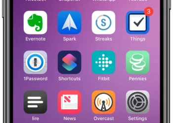Apple, EU Reopen Talks Over Delayed Siri AI
