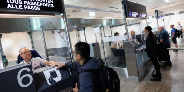 Spain Begins Border Checks on Travelers Arriving From Italy Amid Tensions Over Ceuta
