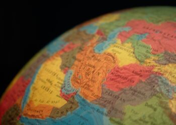 How the EU encourages regional integration in South Asia?
