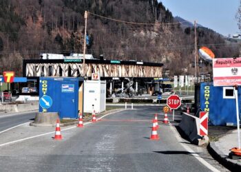 More than 700 vehicles and 34 boats seized, 334 arrested in Europe-wide operation led by Frontex