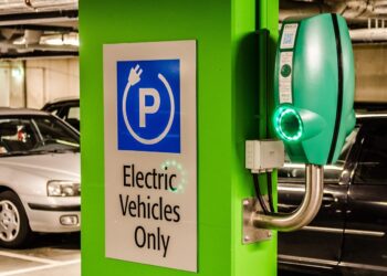 Germany and France create their own ‘Made in Europe’ rules for cars