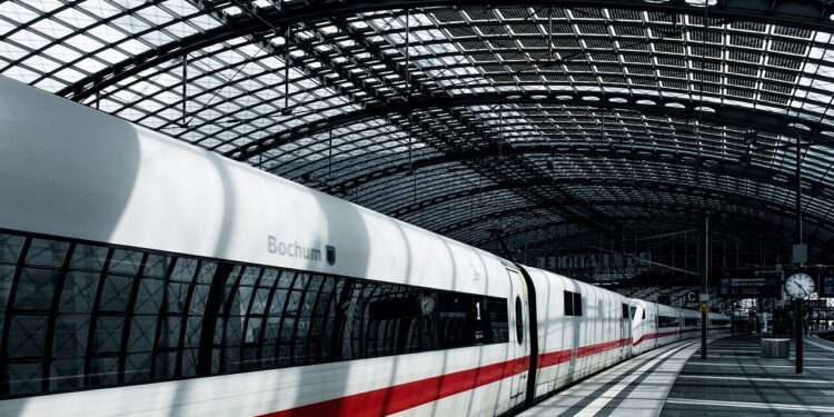 EU to boost high-speed rail to enhance EU cohesion and competitiveness